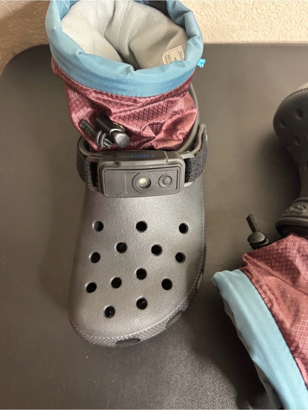 Crocs Nicole McLaughlin x Classic Clog
Size 7 missing Jibbitz charms - Picture 5 of 6